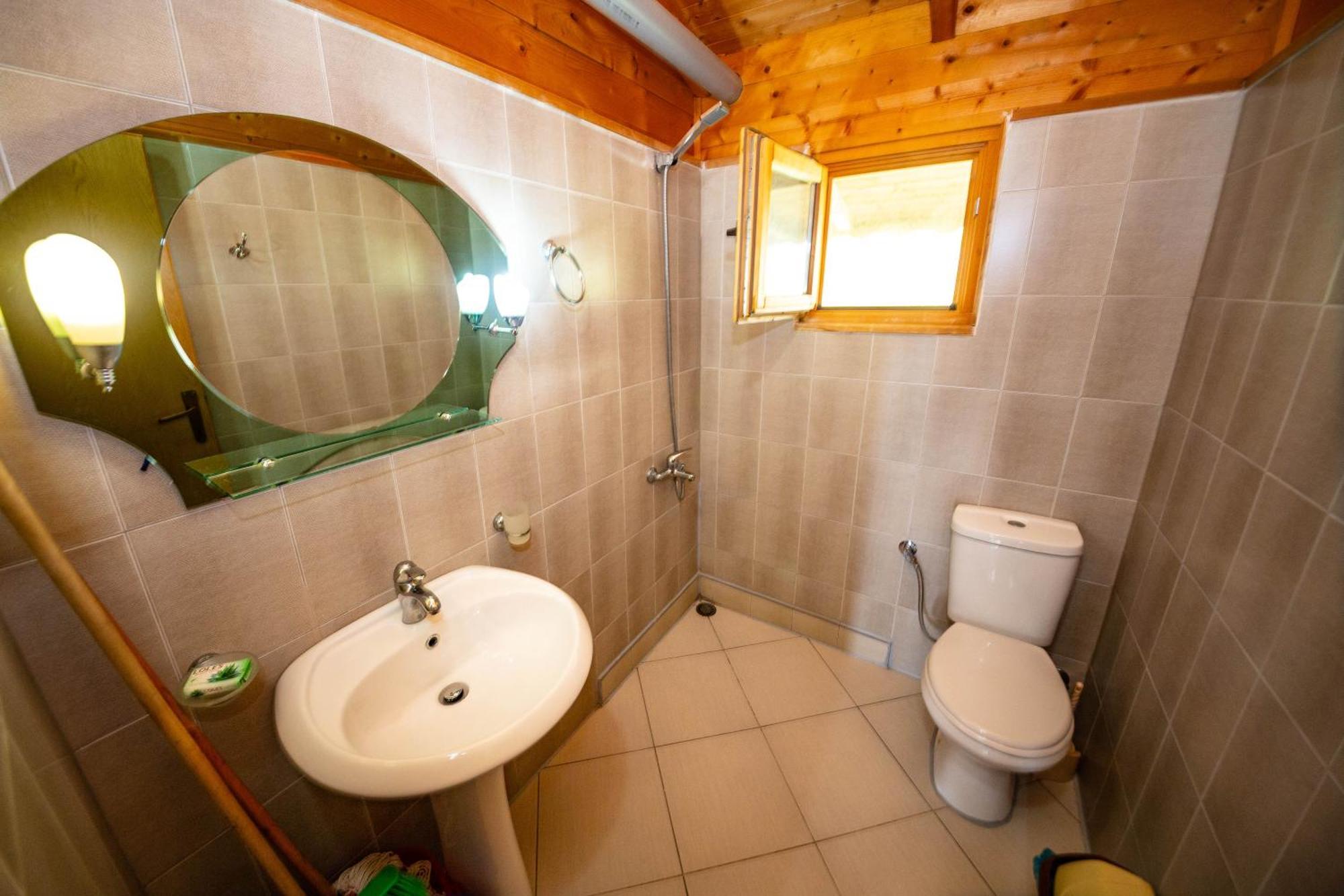 Guest House Luiza Borsh Habitación foto