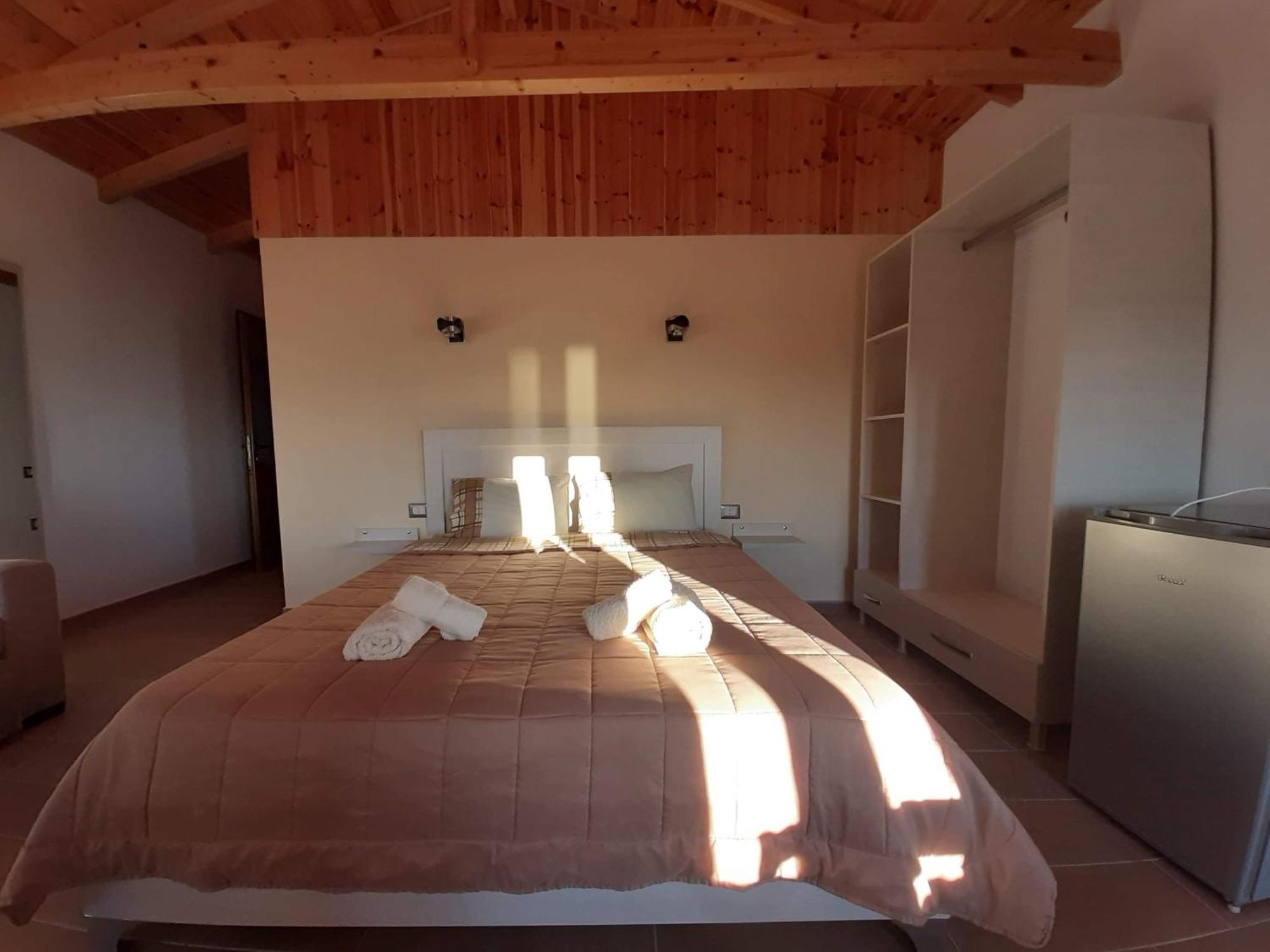 Guest House Luiza Borsh Habitación foto